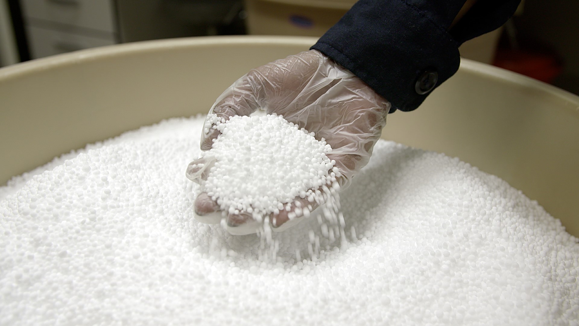 ما هي الأمونيا الزرقاء؟